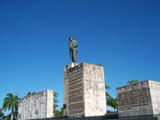 Recibirá el premio Los Zapaticos de Rosas  monumento al Che