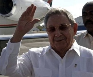 Dialoga Raúl Castro con delegación venezolana de visita en Cuba