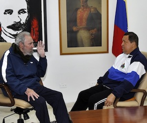 Fidel y Raúl visitan a Chávez